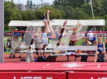 Thumbnail 1 in Stanford Invitational (Girls High Jump) photogallery.