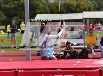Thumbnail 1 in Stanford Invitational (Girls High Jump) photogallery.