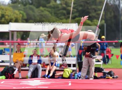 Thumbnail 1 in Stanford Invitational (Girls High Jump) photogallery.
