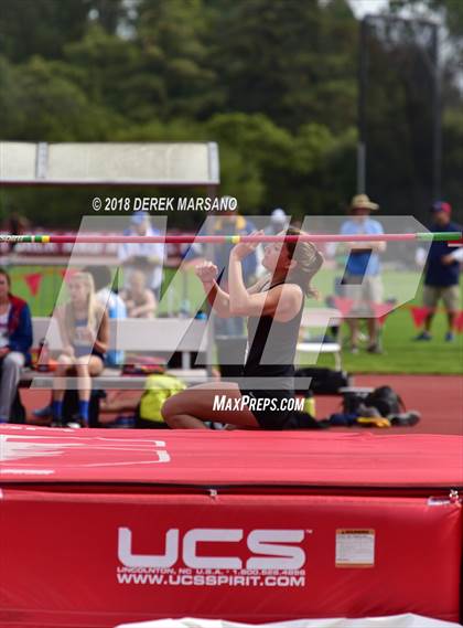 Thumbnail 1 in Stanford Invitational (Girls High Jump) photogallery.