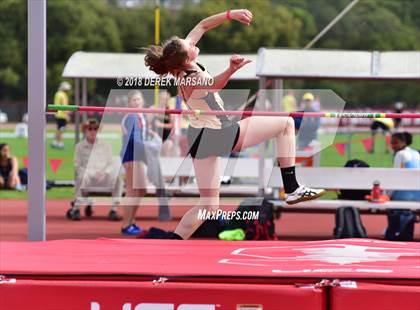 Thumbnail 1 in Stanford Invitational (Girls High Jump) photogallery.