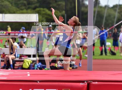 Thumbnail 1 in Stanford Invitational (Girls High Jump) photogallery.