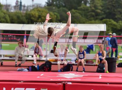 Thumbnail 1 in Stanford Invitational (Girls High Jump) photogallery.