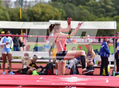 Thumbnail 1 in Stanford Invitational (Girls High Jump) photogallery.