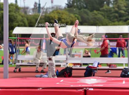 Thumbnail 3 in Stanford Invitational (Girls High Jump) photogallery.