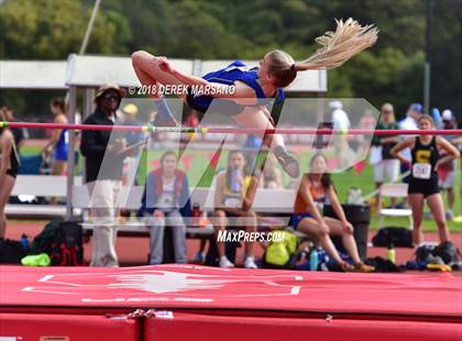 Thumbnail 1 in Stanford Invitational (Girls High Jump) photogallery.