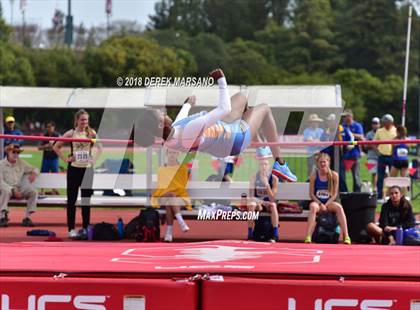 Thumbnail 1 in Stanford Invitational (Girls High Jump) photogallery.