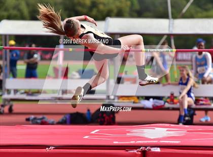 Thumbnail 2 in Stanford Invitational (Girls High Jump) photogallery.