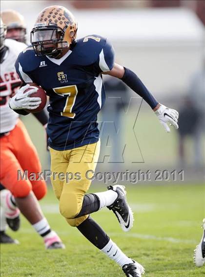 Thumbnail 3 in McKinley @ Sweet Home (Section 6 Class A Semifinal) photogallery.