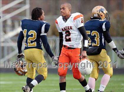 Thumbnail 3 in McKinley @ Sweet Home (Section 6 Class A Semifinal) photogallery.