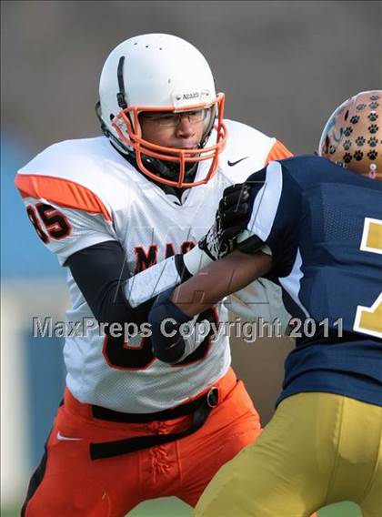 Thumbnail 2 in McKinley @ Sweet Home (Section 6 Class A Semifinal) photogallery.