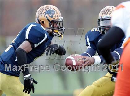 Thumbnail 2 in McKinley @ Sweet Home (Section 6 Class A Semifinal) photogallery.