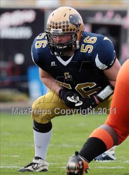 Thumbnail 3 in McKinley @ Sweet Home (Section 6 Class A Semifinal) photogallery.