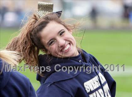 Thumbnail 1 in McKinley @ Sweet Home (Section 6 Class A Semifinal) photogallery.