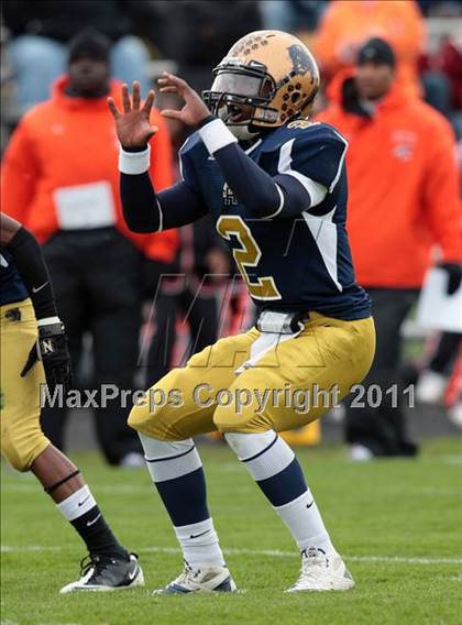 Thumbnail 1 in McKinley @ Sweet Home (Section 6 Class A Semifinal) photogallery.