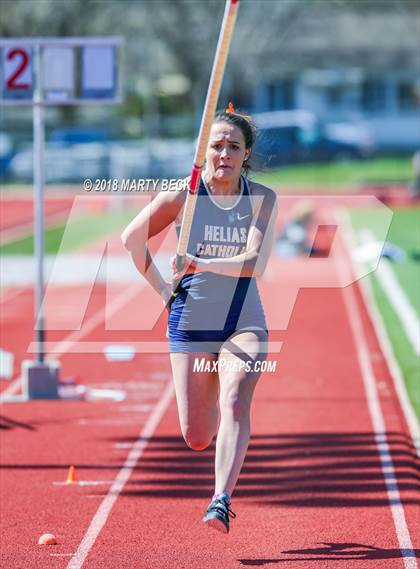 Thumbnail 1 in Jefferson City Relays photogallery.