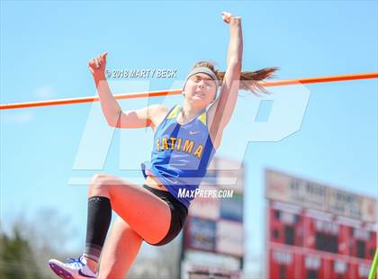 Thumbnail 2 in Jefferson City Relays photogallery.