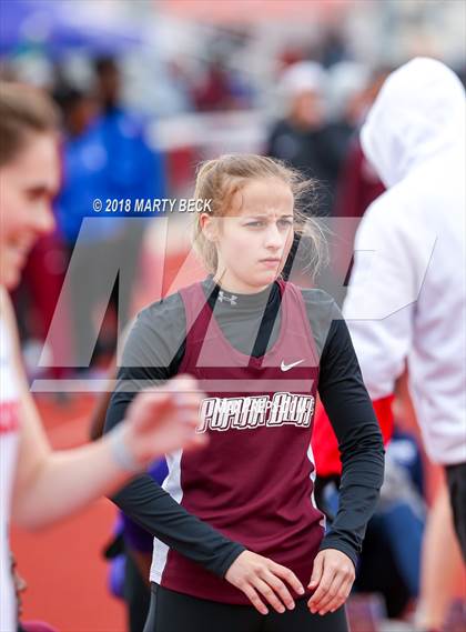Thumbnail 1 in Jefferson City Relays photogallery.