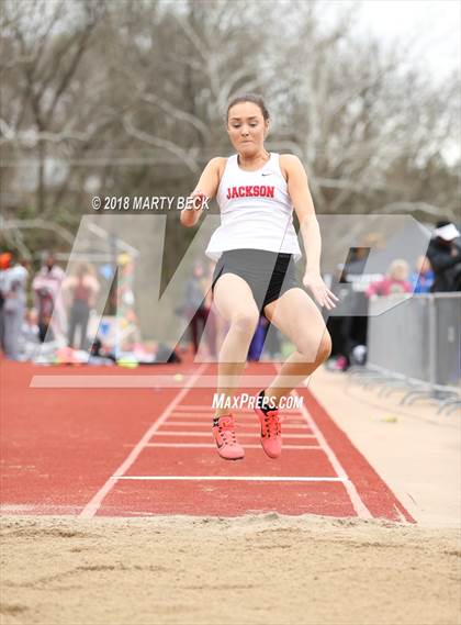 Thumbnail 3 in Jefferson City Relays photogallery.