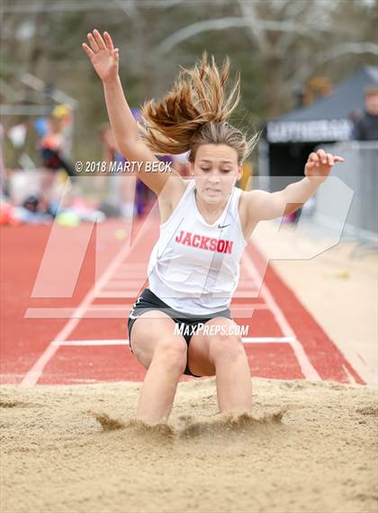 Thumbnail 2 in Jefferson City Relays photogallery.