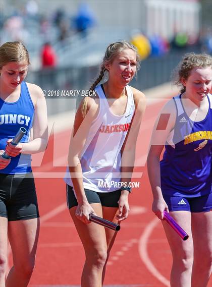 Thumbnail 1 in Jefferson City Relays photogallery.