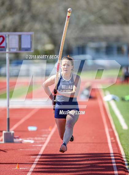 Thumbnail 2 in Jefferson City Relays photogallery.