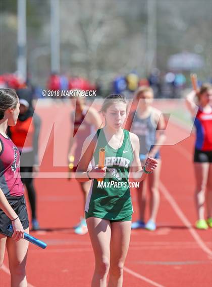 Thumbnail 2 in Jefferson City Relays photogallery.