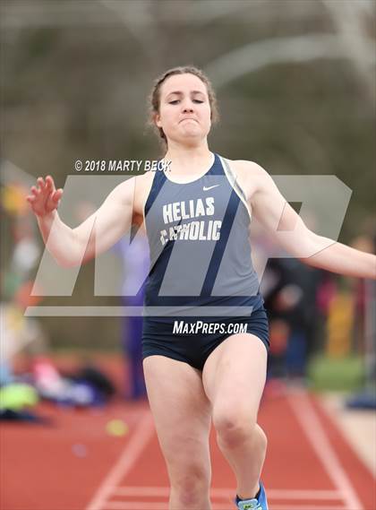 Thumbnail 1 in Jefferson City Relays photogallery.
