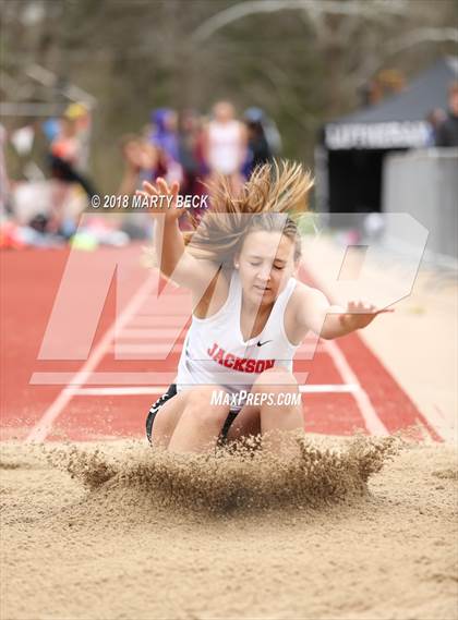 Thumbnail 1 in Jefferson City Relays photogallery.