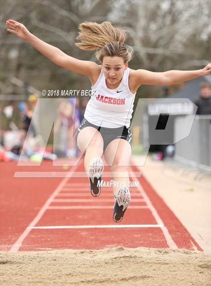 Thumbnail 3 in Jefferson City Relays photogallery.