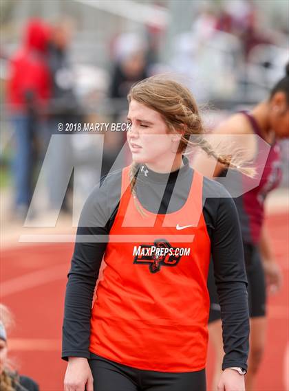 Thumbnail 3 in Jefferson City Relays photogallery.