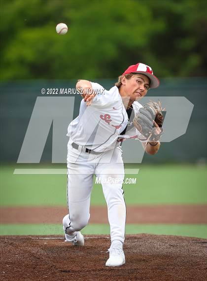 Thumbnail 2 in St. Mary's Prep vs. Lakeland (MHSAA Division I Regional Semifinal) photogallery.
