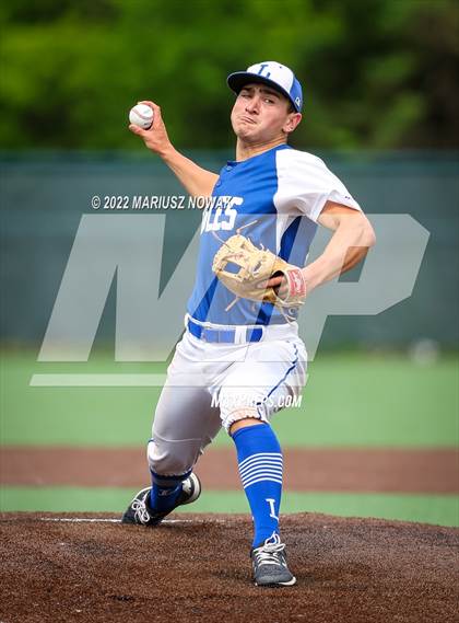 Thumbnail 1 in St. Mary's Prep vs. Lakeland (MHSAA Division I Regional Semifinal) photogallery.