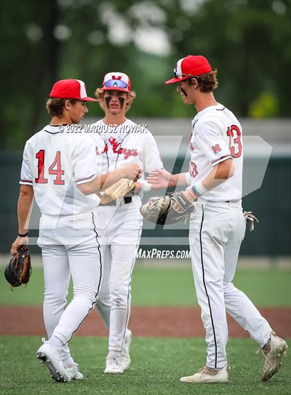 Thumbnail 2 in St. Mary's Prep vs. Lakeland (MHSAA Division I Regional Semifinal) photogallery.