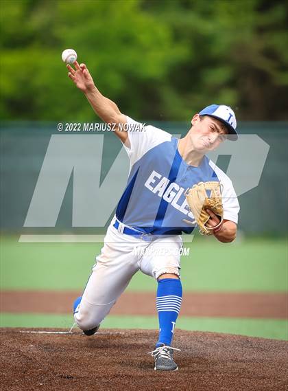 Thumbnail 3 in St. Mary's Prep vs. Lakeland (MHSAA Division I Regional Semifinal) photogallery.