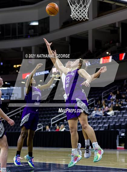 Thumbnail 2 in Bellevue East vs. Gretna (Metro Tournament) photogallery.