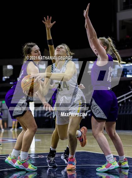 Thumbnail 3 in Bellevue East vs. Gretna (Metro Tournament) photogallery.