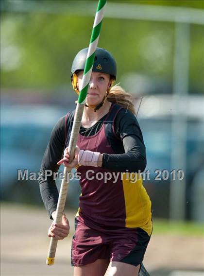 Thumbnail 3 in True Team Section 6AAA (Girls Pole Vault) photogallery.