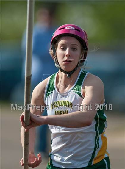 Thumbnail 1 in True Team Section 6AAA (Girls Pole Vault) photogallery.