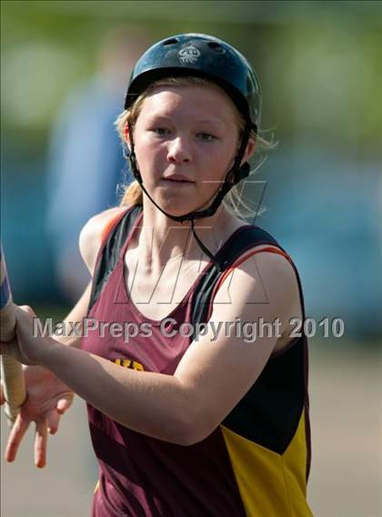 Thumbnail 1 in True Team Section 6AAA (Girls Pole Vault) photogallery.