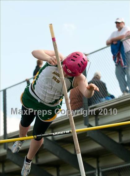 Thumbnail 2 in True Team Section 6AAA (Girls Pole Vault) photogallery.