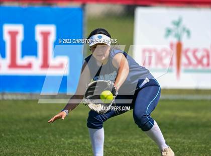 Thumbnail 3 in Roosevelt vs. Saugus photogallery.