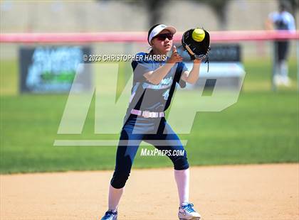 Thumbnail 2 in Roosevelt vs. Saugus photogallery.