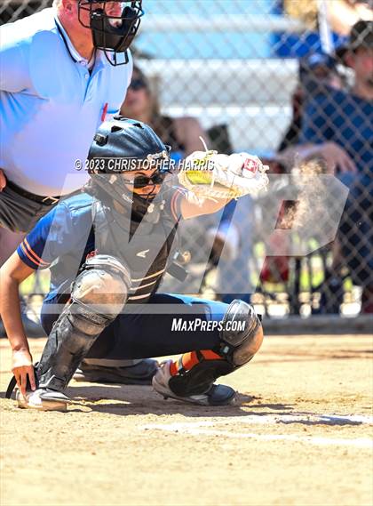 Thumbnail 3 in Roosevelt vs. Saugus photogallery.