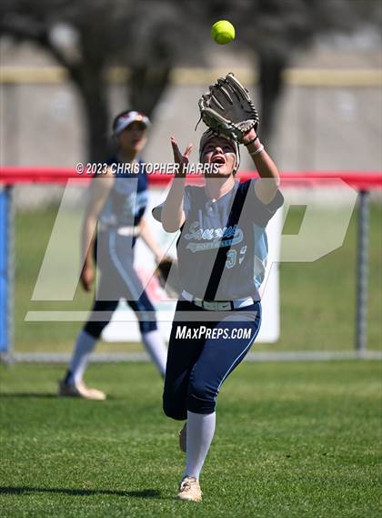 Thumbnail 3 in Roosevelt vs. Saugus photogallery.