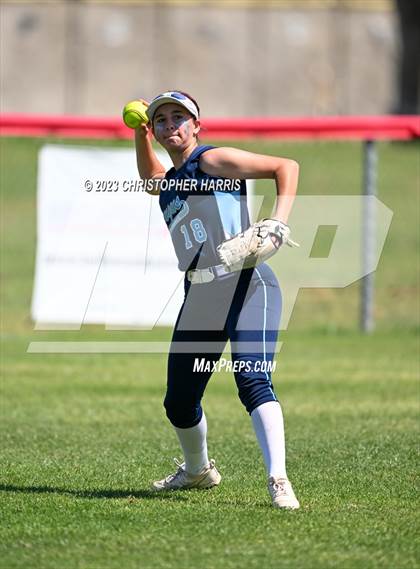 Thumbnail 2 in Roosevelt vs. Saugus photogallery.