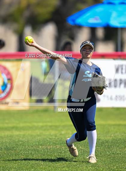 Thumbnail 2 in Roosevelt vs. Saugus photogallery.