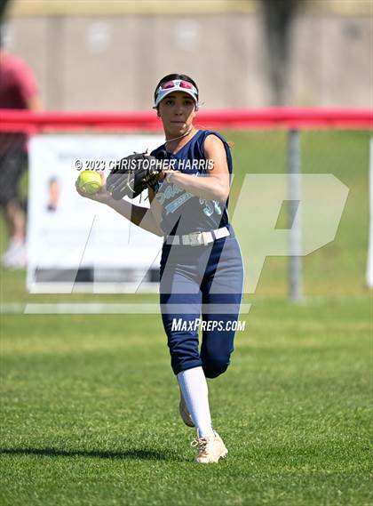 Thumbnail 3 in Roosevelt vs. Saugus photogallery.