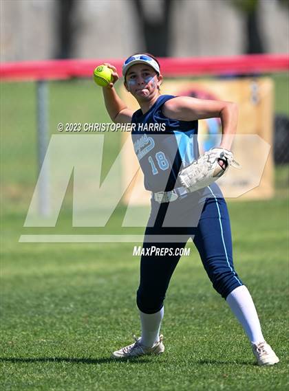 Thumbnail 2 in Roosevelt vs. Saugus photogallery.