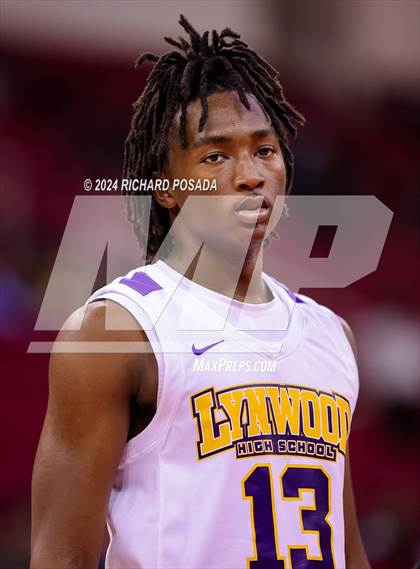 Thumbnail 3 in San Joaquin Memorial vs. Lynwood photogallery.